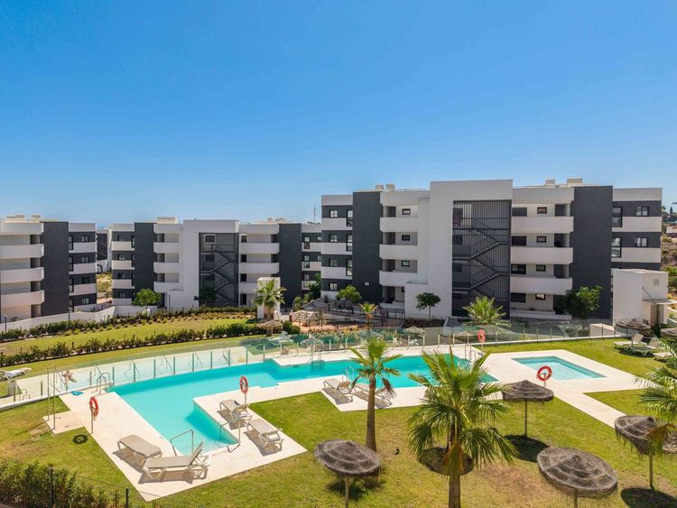 Apartment | Resale in Higueron in Higueron, Costa del Sol - Photo 4