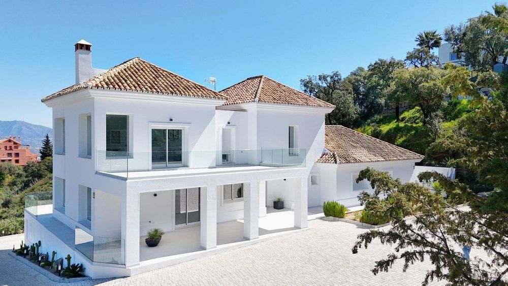 House | Resale in La Mairena in La Mairena, Costa del Sol - Main property photo