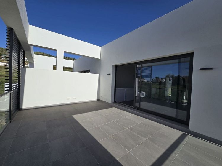 House | Resale in Riviera del Sol in Riviera del Sol, Costa del Sol - Photo 3