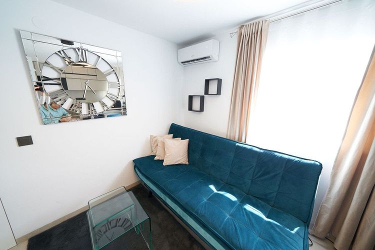Apartment | Resale in Marbella in Marbella Others, Costa del Sol - Photo 5