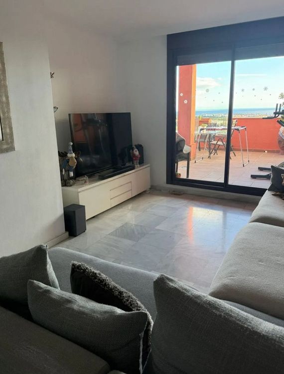 Apartment | Resale in Mijas Costa in Mijas Costa, Costa del Sol - Photo 4