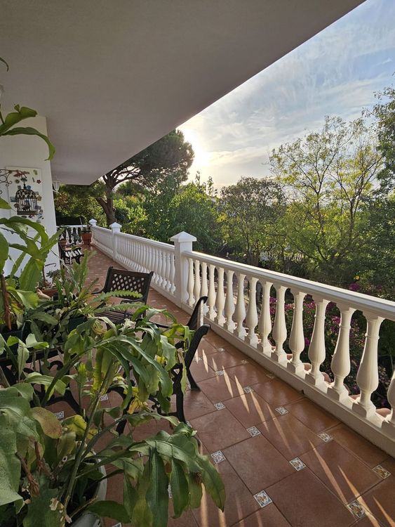 House | Resale in Alhaurín de la Torre in Alhaurín de la Torre, Costa del Sol - Photo 4