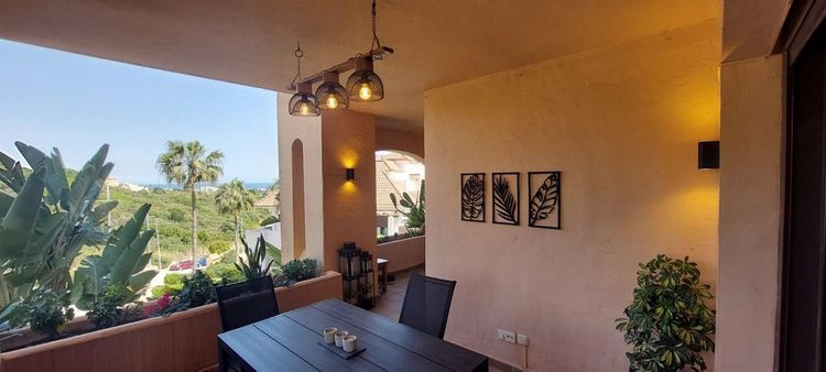 Apartment | Resale in La Duquesa - Development photo 1