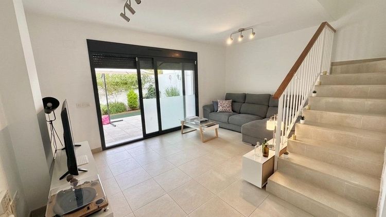 House | Resale in Torremolinos in Torremolinos Others, Costa del Sol - Photo 2
