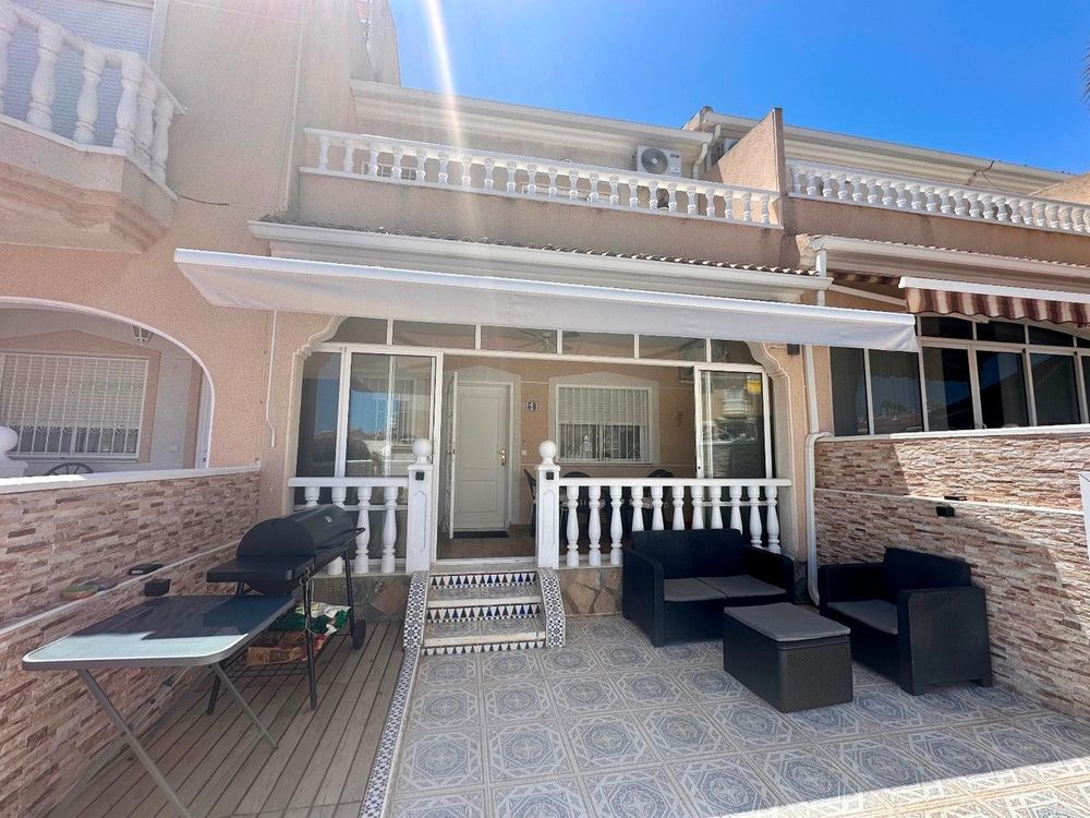 House | Resale in Dona Pepa in Dona Pepa, Costa Blanca - Main property photo