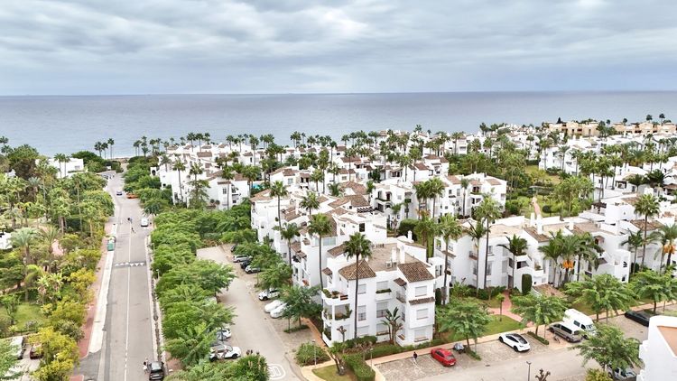 Apartment | Resale in Costalita - Development photo 1