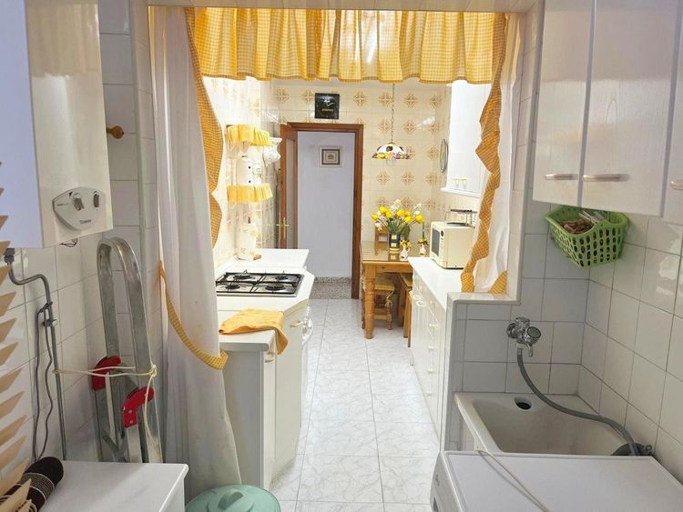 Apartment | Resale in La Cala del Moral in La Cala del Moral, Costa del Sol - Photo 4