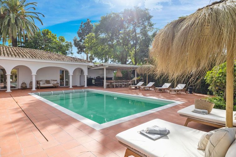 House | Resale in Marbella in Marbella Others, Marbella, Costa del Sol - Photo 3