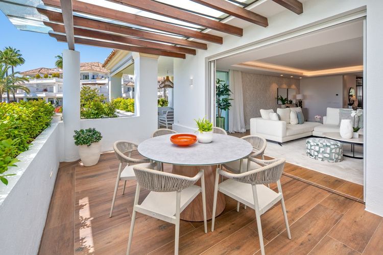 Apartment | Resale in The Golden Mile in The Golden Mile, Costa del Sol - Photo 5
