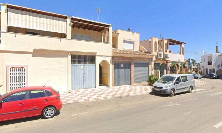 Apartment | Resale in Cancelada in Cancelada, Costa del Sol - Photo 2