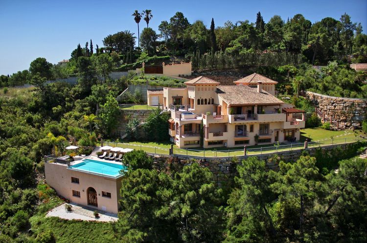House | Resale in El Madroñal - Development photo 1