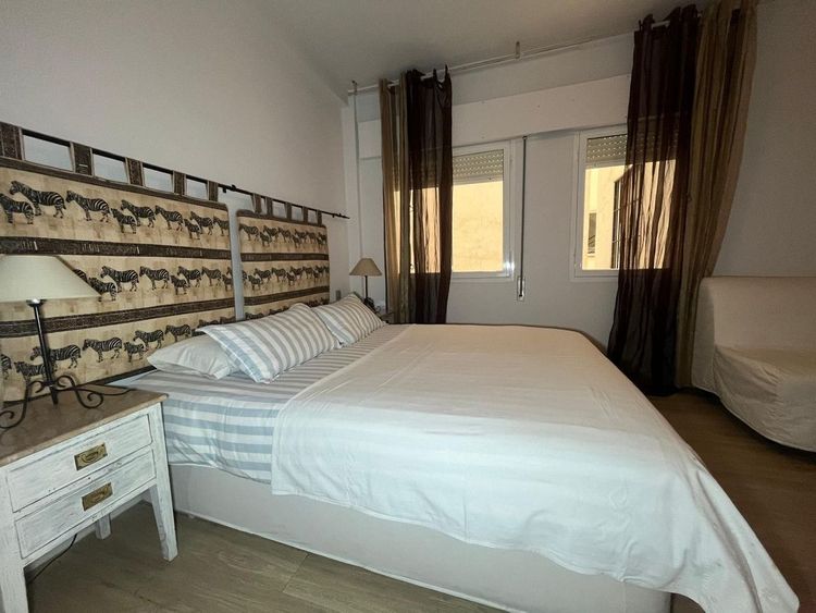 Apartment | Resale in Estepona in Estepona, Costa del Sol - Photo 5