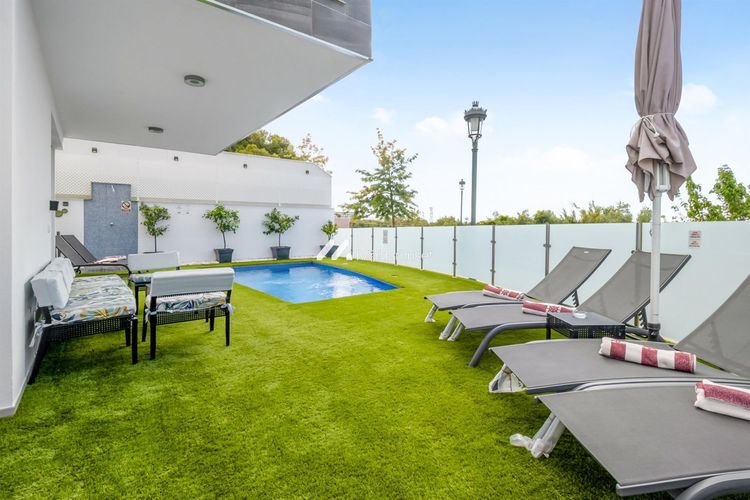 House | Resale in Nerja in Nerja, Costa del Sol - Photo 5