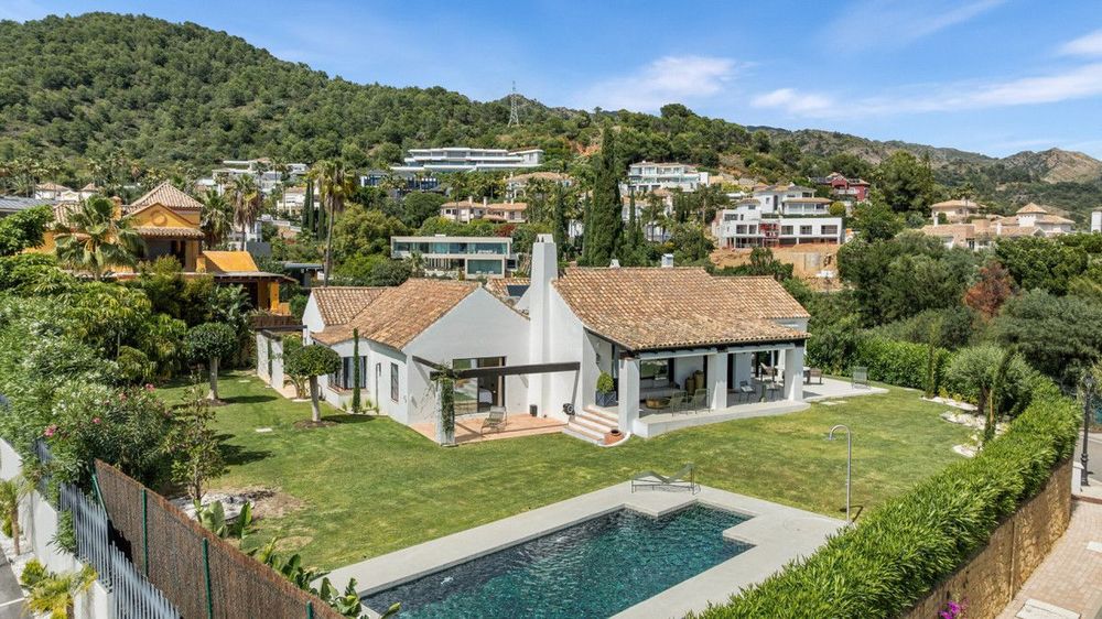 House | Resale in The Golden Mile in The Golden Mile, Costa del Sol - Main property photo