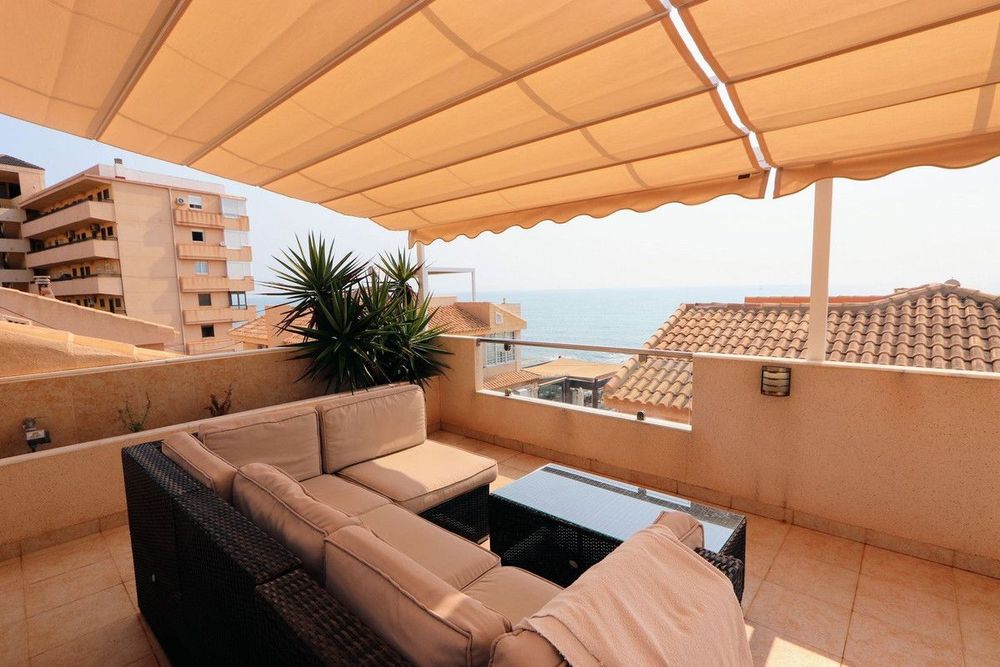 House | Resale in Torrevieja in Torrevieja, Costa Blanca - Main property photo