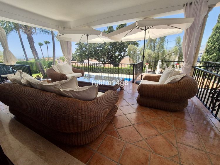 House | Resale in La Campana in La Campana, Rodeo Alto-Guadaiza-La Campana, Costa del Sol - Photo 3