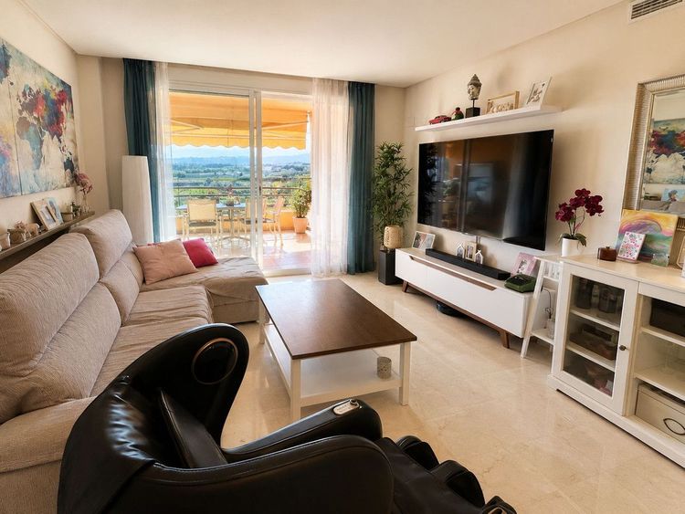 Apartment | Resale in Cancelada in Cancelada, Costa del Sol - Photo 3