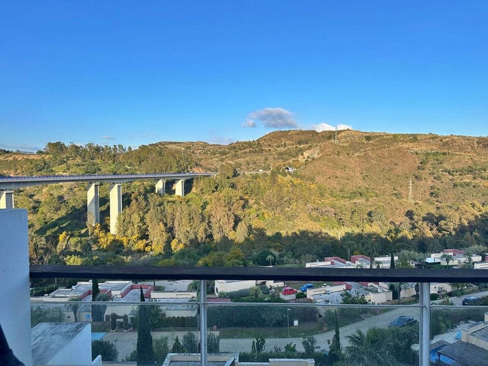 Apartment | Resale in Selwo in Selwo, Costa del Sol - Main property photo