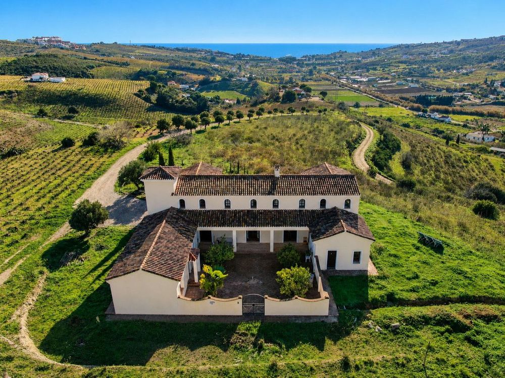 House | Resale in Casares in Casares Others, Costa del Sol - Main property photo