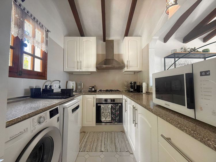 House | Resale in Mijas in Mijas Others, Costa del Sol - Photo 5