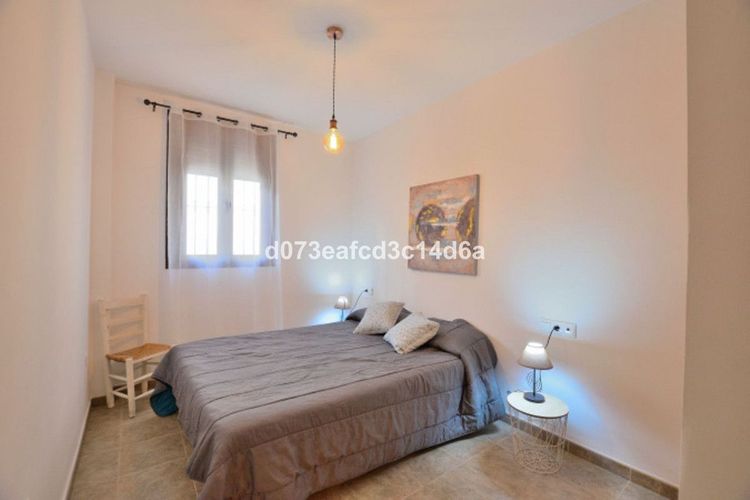 Apartment | Resale in Ronda in Ronda, Serranía de Ronda, Costa del Sol - Photo 5