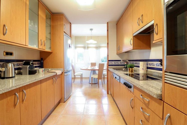 Apartment | Resale in Los Monteros in Los Monteros, Costa del Sol - Photo 5