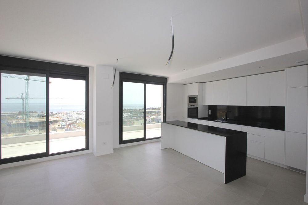 Penthouse | Resale in Selwo in Selwo, Costa del Sol - Main property photo