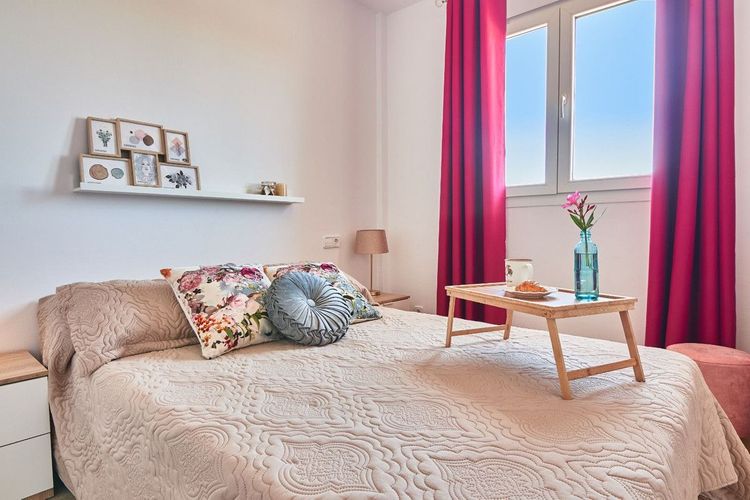 Apartment | Resale in La Duquesa in La Duquesa, Costa del Sol - Photo 4