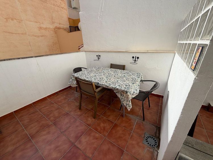 Apartment | Resale in Caleta de Vélez in Caleta de Vélez, Costa del Sol - Photo 3