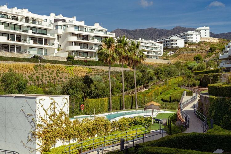 Apartment | Resale in Higueron in Higueron, Costa del Sol - Photo 3