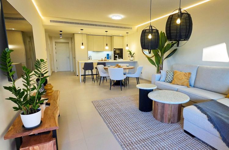 Apartment | Resale in Higueron in Higueron, Costa del Sol - Photo 3