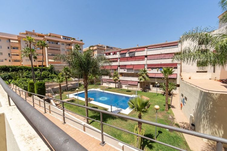 Apartment | Resale in Fuengirola in Fuengirola Others, Costa del Sol - Photo 5