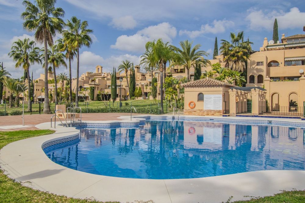 Apartment | Resale in Atalaya in Atalaya, Costa del Sol - Main property photo