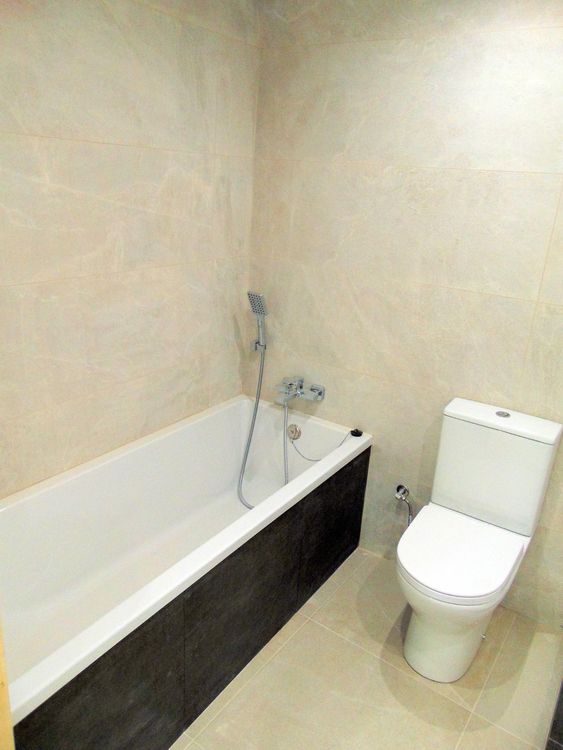 House | Resale in Alhaurín el Grande in Alhaurín el Grande, Costa del Sol - Photo 5