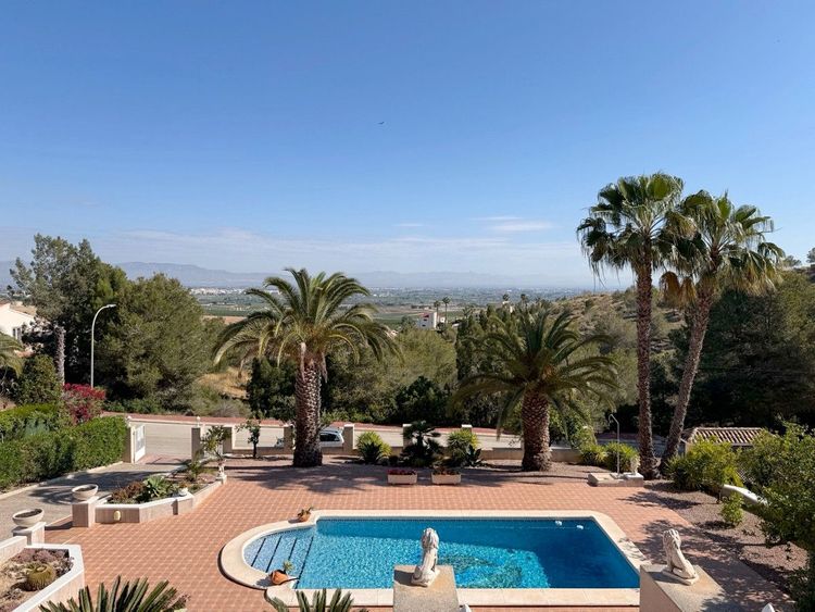 House | Resale in Algorfa in Algorfa, Costa Blanca - Photo 2