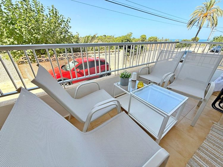 Apartment | Resale in Punta Prima in Punta Prima, Costa Blanca - Photo 5