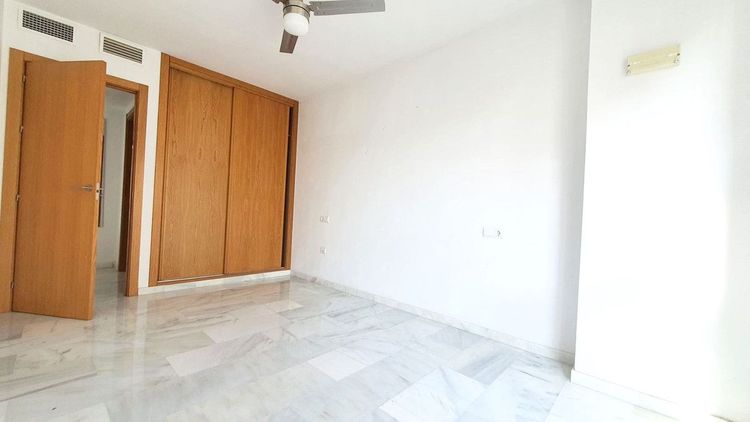 Apartment | Resale in Mijas Costa in Mijas Costa, Costa del Sol - Photo 3