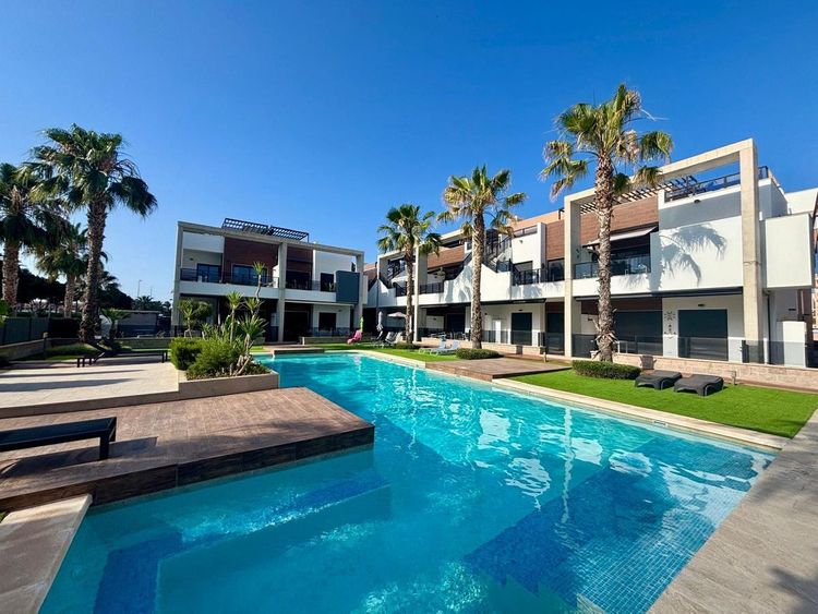 Apartment | Resale in Guardamar del Segura in Guardamar del Segura, Costa Blanca - Photo 3