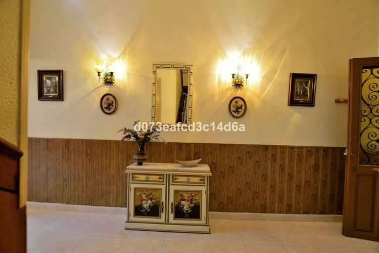 House | Resale in Ronda in Ronda, Costa del Sol - Photo 5
