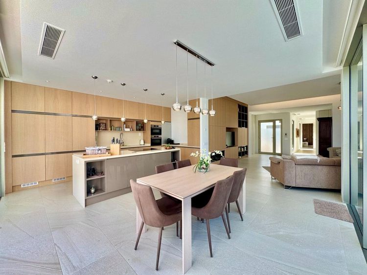 House | Resale in Las Colinas Golf in Las Colinas Golf, Costa Blanca - Photo 3