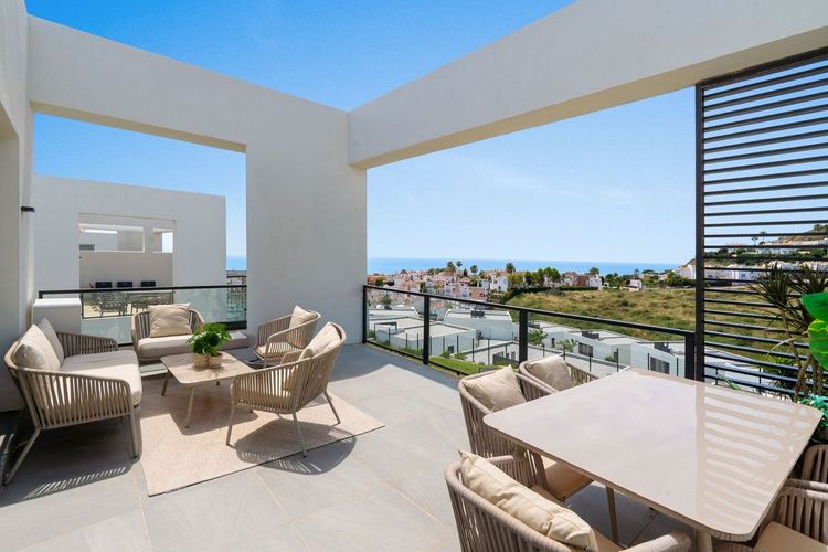 House | Resale in Riviera del Sol in Riviera del Sol, Costa del Sol - Photo 3