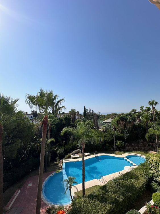 Apartment | Resale in The Golden Mile in The Golden Mile, Costa del Sol - Photo 3