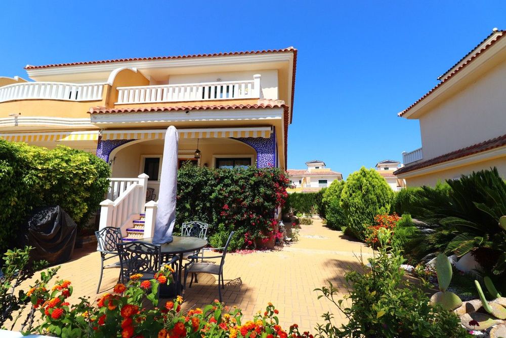 House | Resale in Dona Pepa in Dona Pepa, Costa Blanca - Main property photo
