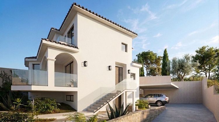 House | Resale in Torrenueva in Torrenueva, Costa del Sol - Photo 4