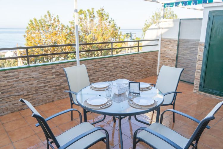 Apartment | Resale in Torrox in Torrox, Costa del Sol - Photo 5