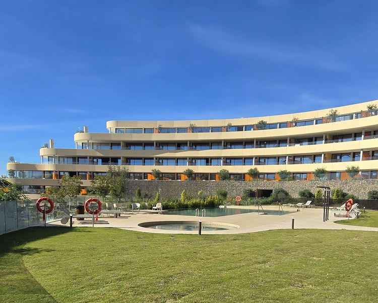 Apartment | Resale in Higueron in Higueron, Costa del Sol - Photo 3