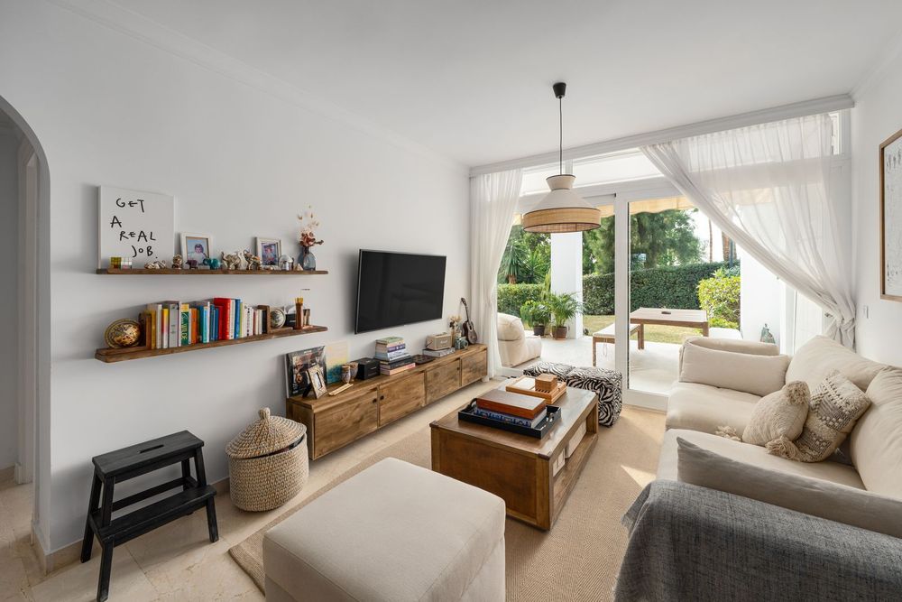 Apartment | Resale in La Quinta in La Quinta, Costa del Sol - Main property photo