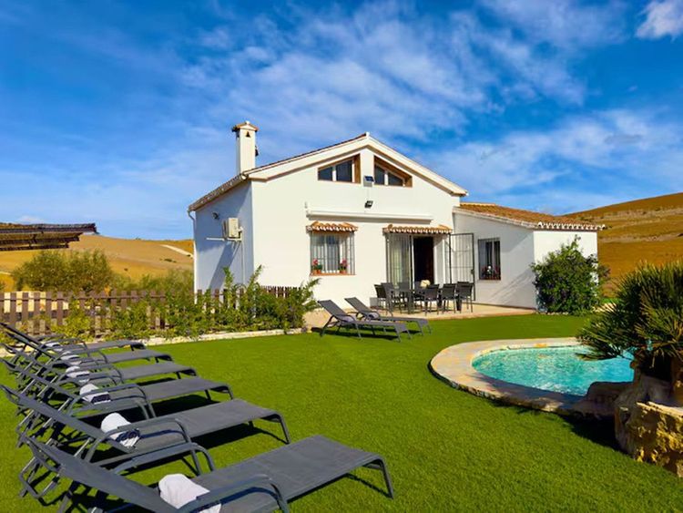 House | Resale in Coín in Coín, Costa del Sol - Photo 2