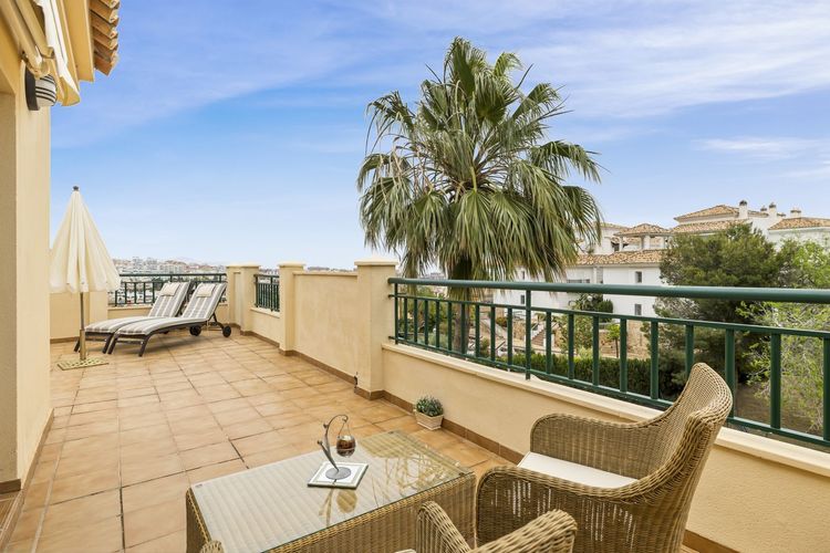 Penthouse | Resale in Torrequebrada in Torrequebrada, Costa del Sol - Photo 2