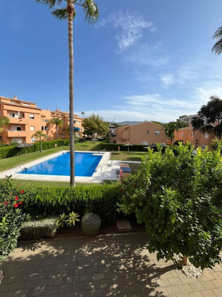House | Resale in Costabella in Costabella, Costa del Sol - Main property photo